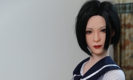 开箱游戏女孩—艾达王，尝试一下另类的jk服风格