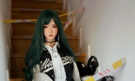 可盐可甜的女孩儿，谁会不爱呢？？？蓝衣首拍