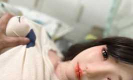 摸完奶子，睡觉