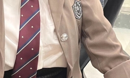 学院风黑丝性感学姐