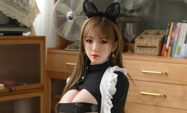 女仆装娃娃，您喜欢吗？