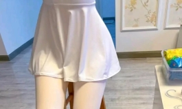 我终于要入一个属于自己的美腿姐姐了
