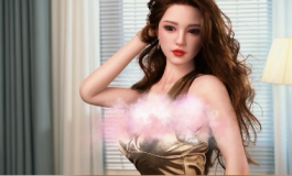 帮姐姐洗澡，有人一起？