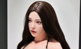 铺垫了很久的RealLady感觉还不够real……
