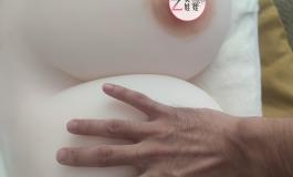 完美猎奇48斤臀模+美伦月色奈奈子变态软测评