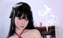 中秋节吃月饼还是吃我