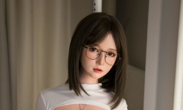 新来的健身女助理-肉坦桔梗