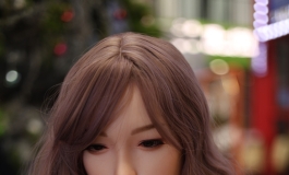狐狸精般妖媚的莉雅，童颜巨乳好身材！