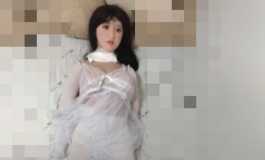 给春家站个台，娃娃好看，身材也行，但是玩的第三次脚掌断了