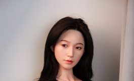 【沦陷的妻子】开始脱衣！
