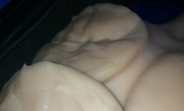 个人觉得仿真胸手感好，必须满足4个条件