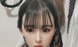 小丫头也能坐出大姐范
