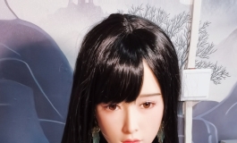 今天浅川不肯脱