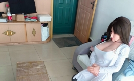 S161减重战斗机开箱评测，顺带对比旧款半身T90，看看先家做娃娃两年半的进步。