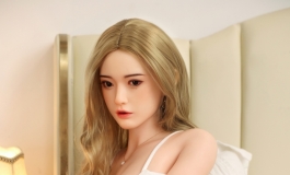 突发！金发女郎跟你共处一室，你能否稳住！还不点进来~