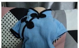 期待我未来的全身娃娃