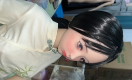 水一帖，给吉祥梳头换衣服