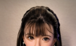 给琉璃换个身子，原来的身体太丰满了，感觉这个春家小溪的更适合