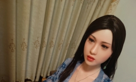 理惠啊，穿上这套衣服，我总觉得的你气质变了