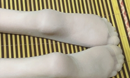 女神穿肉丝大秀美腿 6.10